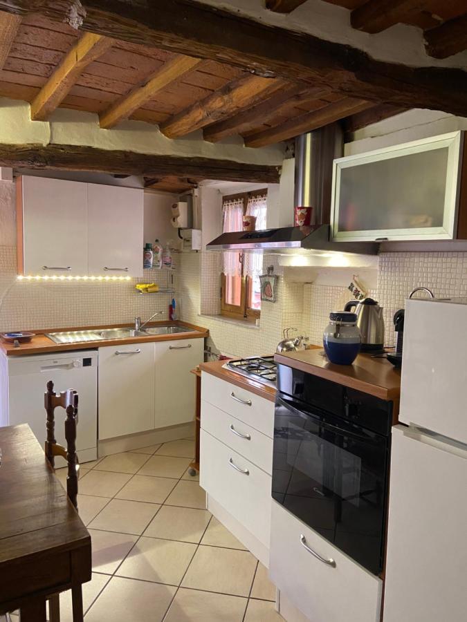 Il Vicolo Apartment Buti Ngoại thất bức ảnh